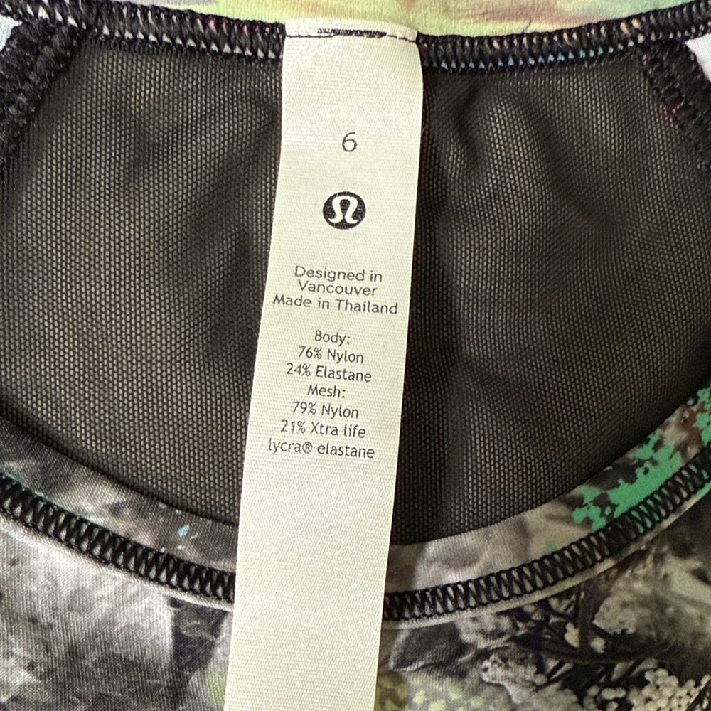 Lululemon Multicolor Abstract Muscle Tee - Picture 2 of 7